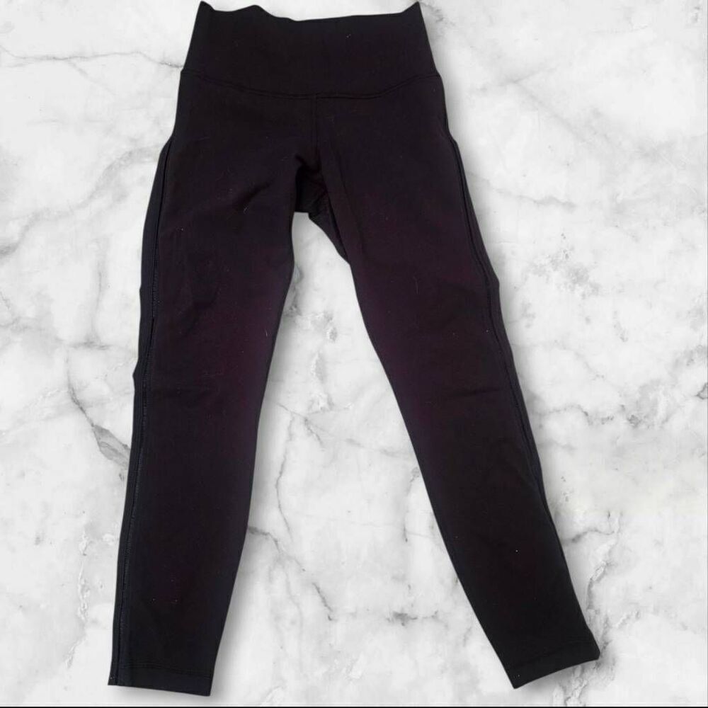Lululemon Size 4 Plum Purple Wunder Under